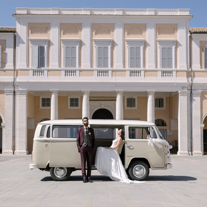Sposi in Piazza del Duomo e Piazza Garibaldi, Senigallia – Fotografo matrimonio Senigallia